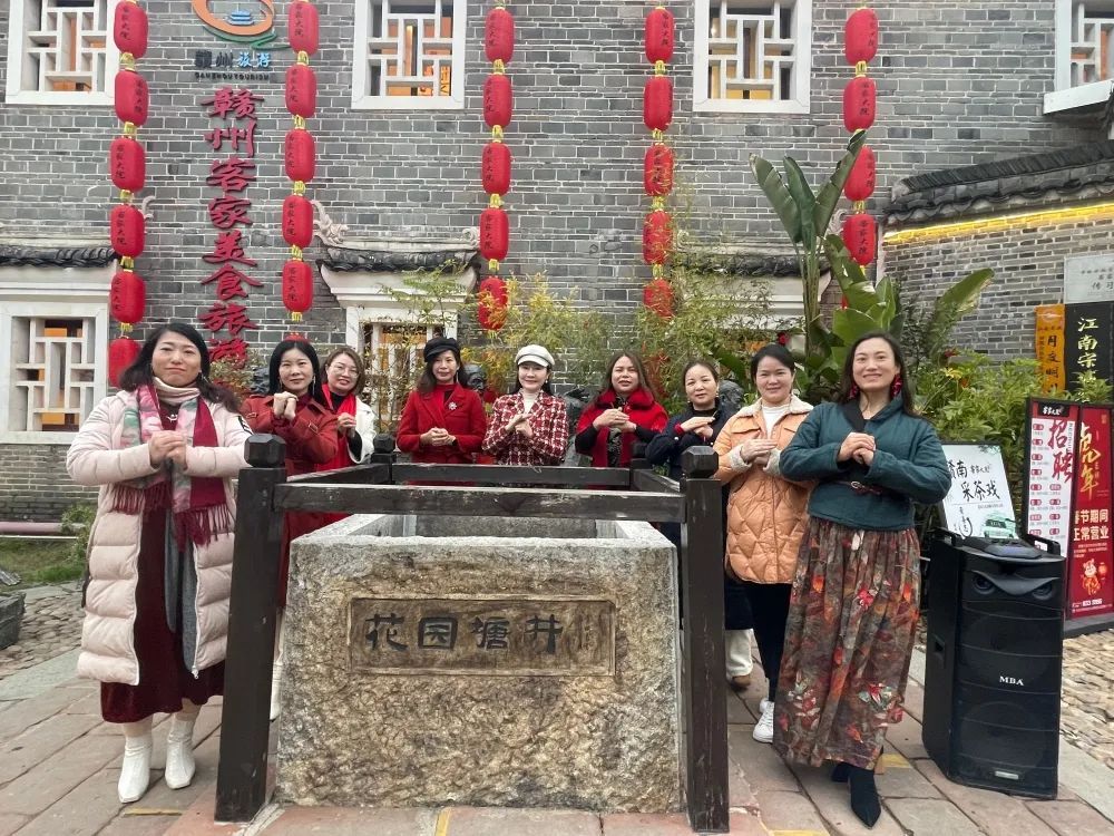 【专委会活动】新春漫步赣州古城墙，感新貌、悟历史、叙乡情！