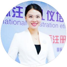  梅秋群