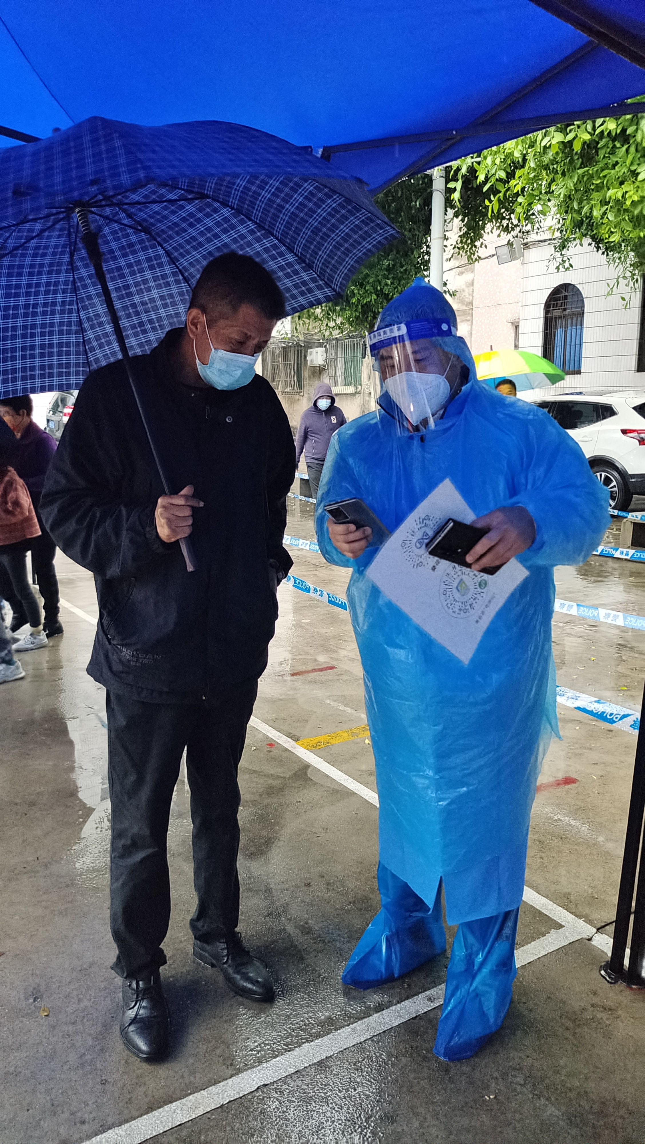 携手抗疫，风雨无阻--东莞市赣州商会会员在行动！